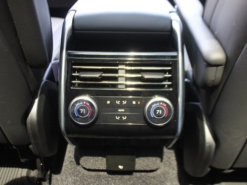 Used 2025 Land Rover Range Rover SE image 35