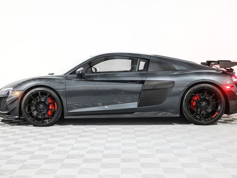 Used 2023 Audi R8 V10 GT RWD image 12