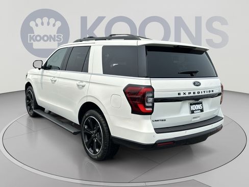 Used 2023 Ford Expedition Limited AWD/4WD image 8