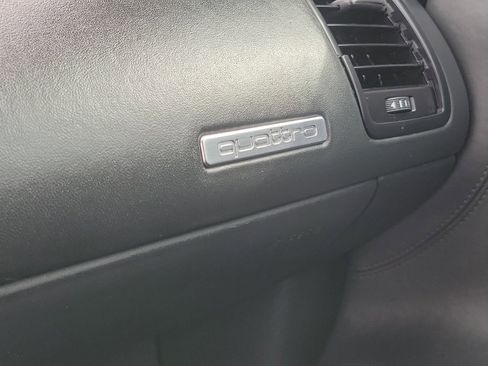 Used 2012 Audi R8 V10 image 28