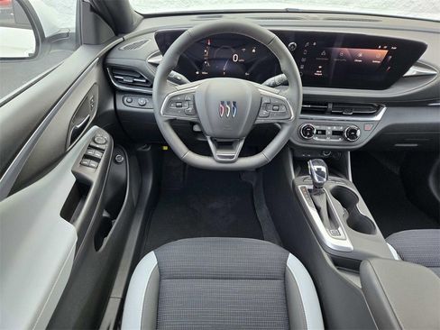 New 2025 Buick Envista Preferred w/ Convenience I Package image 10
