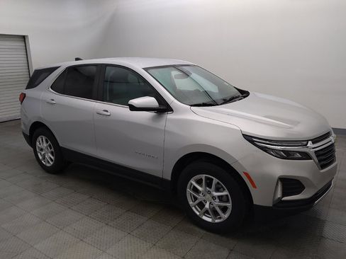 Used 2022 Chevrolet Equinox LT AWD/4WD image 11