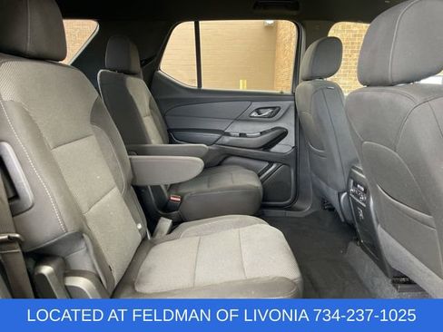 Used 2023 Chevrolet Traverse LT FWD image 25