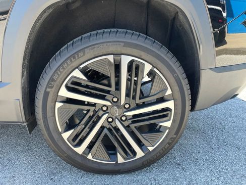 New 2026 Chevrolet Equinox RS w/ Safety and Technology Package AWD/4WD image 47