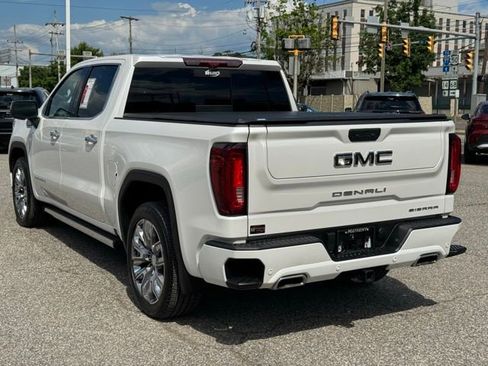 Used 2024 GMC Sierra 1500 Denali AWD/4WD image 3