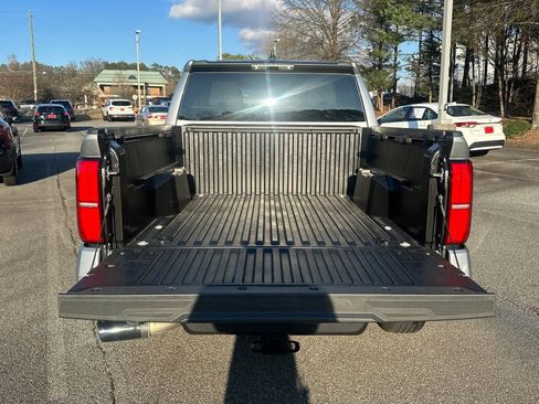 Used 2024 Toyota Tacoma SR5 image 18