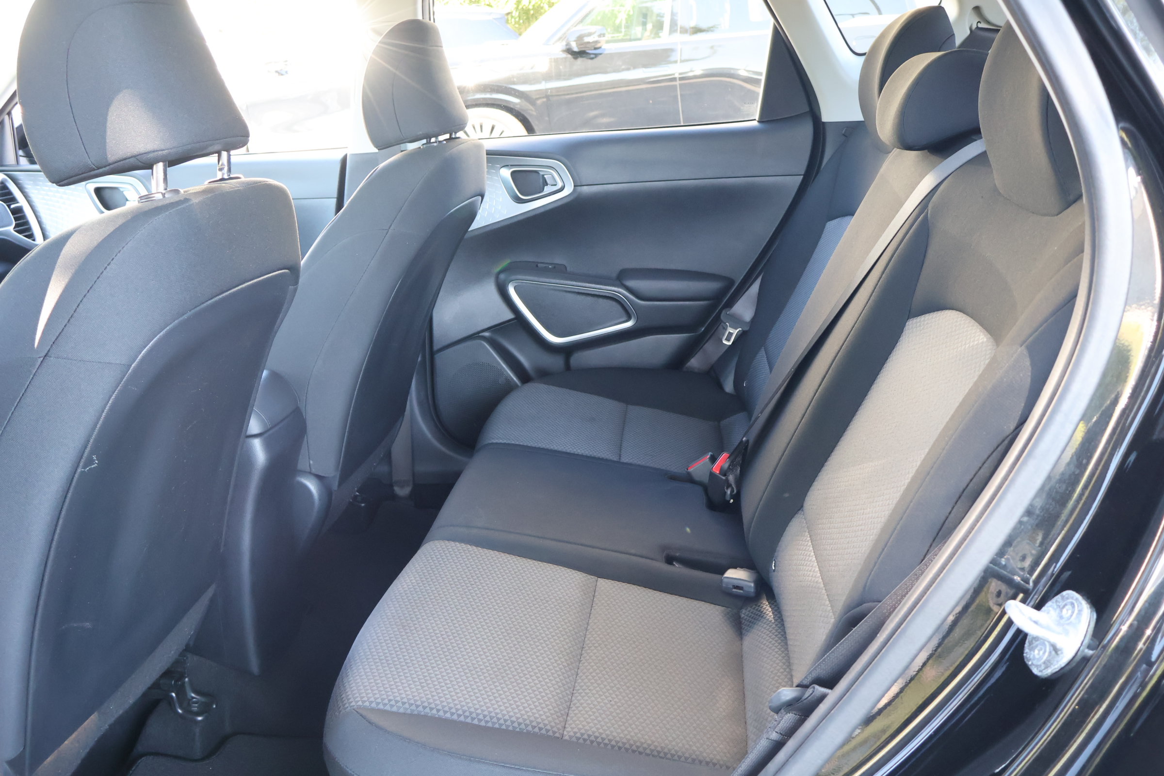 Used 2024 Kia Soul LX w/ Option Group 015 FWD image 16
