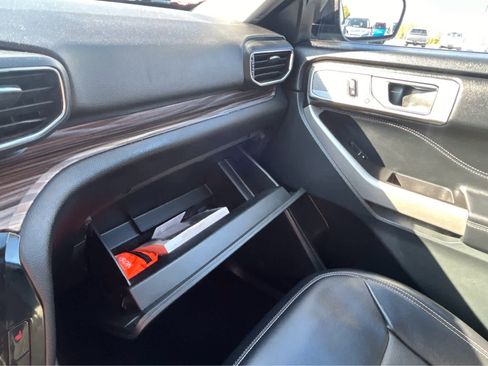 Used 2023 Ford Explorer Limited w/ Equipment Group 301A image 62