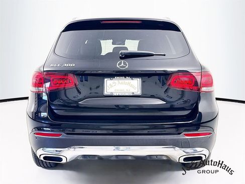 Used 2022 Mercedes-Benz GLC 300 GLC 300 image 6