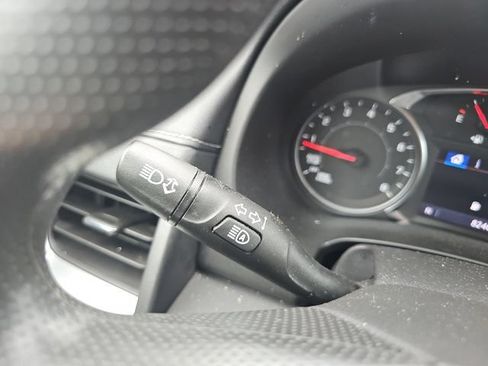Used 2022 GMC Terrain SLE w/ Driver Convenience Package FWD image 34