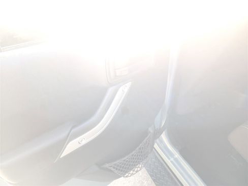 Used 2015 Jeep Wrangler Unlimited Sahara w/ Connectivity Group image 22