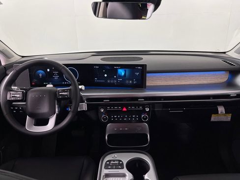 New 2026 Hyundai Ioniq 9 Limited image 14