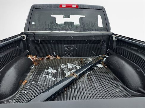 Used 2015 RAM 1500 Express image 23