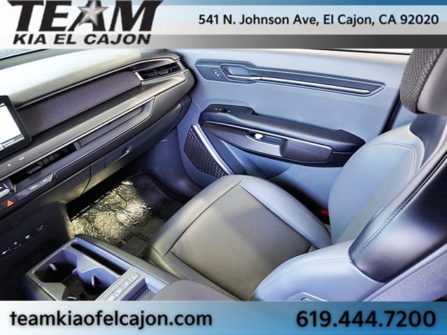 Certified 2024 Kia EV9 Light Long Range RWD image 26