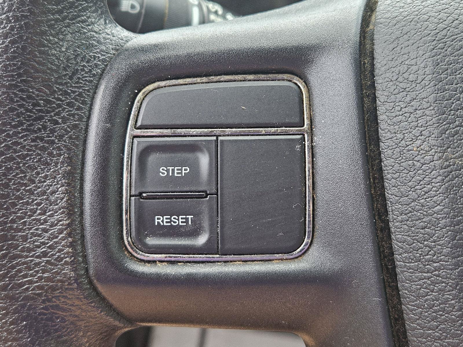 Used 2013 Chrysler 200 LX FWD image 8