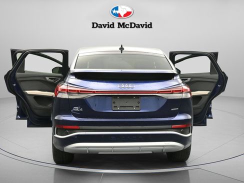 Used 2024 Audi Q4 e-tron Premium Plus w/ Premium Plus image 10