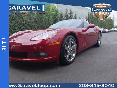 Used 2008 Chevrolet Corvette Coupe w/ Preferred Equipment Group RWD image 26