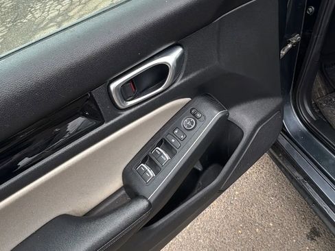 Used 2023 Honda Civic Sport Touring image 10