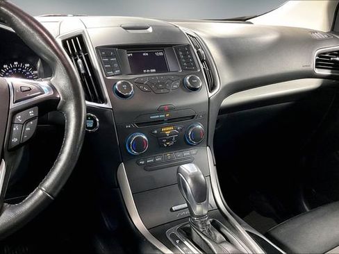 Used 2017 Ford Edge SEL image 10