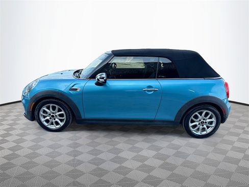 Used 2018 MINI Cooper Convertible image 9