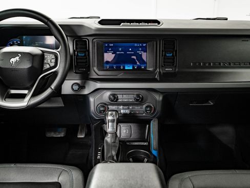 Used 2021 Ford Bronco Black Diamond image 36