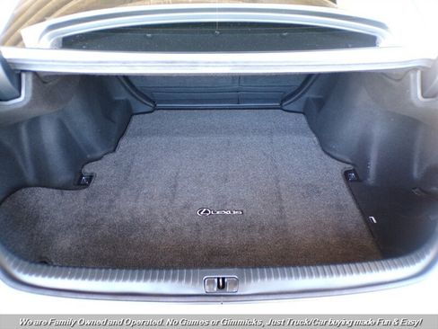 Used 2017 Lexus RC 350 RWD image 9