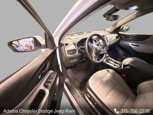 Used 2023 Chevrolet Equinox LT image 9