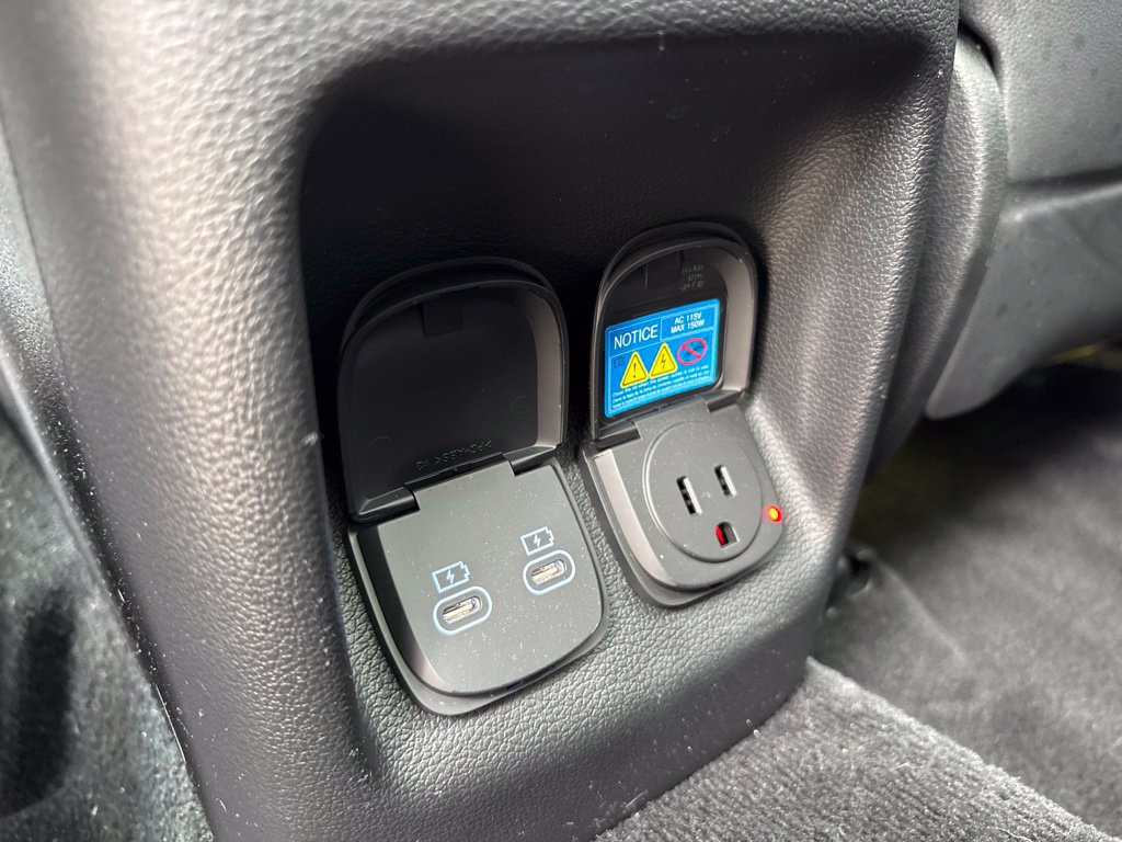 Used 2025 Genesis GV80 2.5T Select AWD/4WD image 22