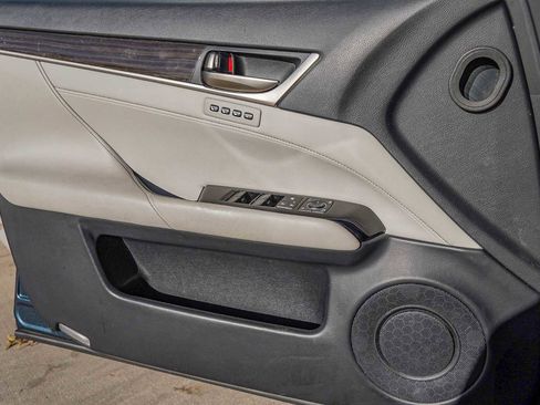 Used 2015 Lexus GS 350 image 24