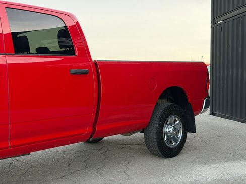 Used 2017 RAM 3500 Tradesman w/ Chrome Appearance Group image 13