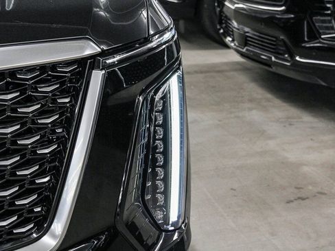 New 2026 Cadillac Escalade Luxury image 10