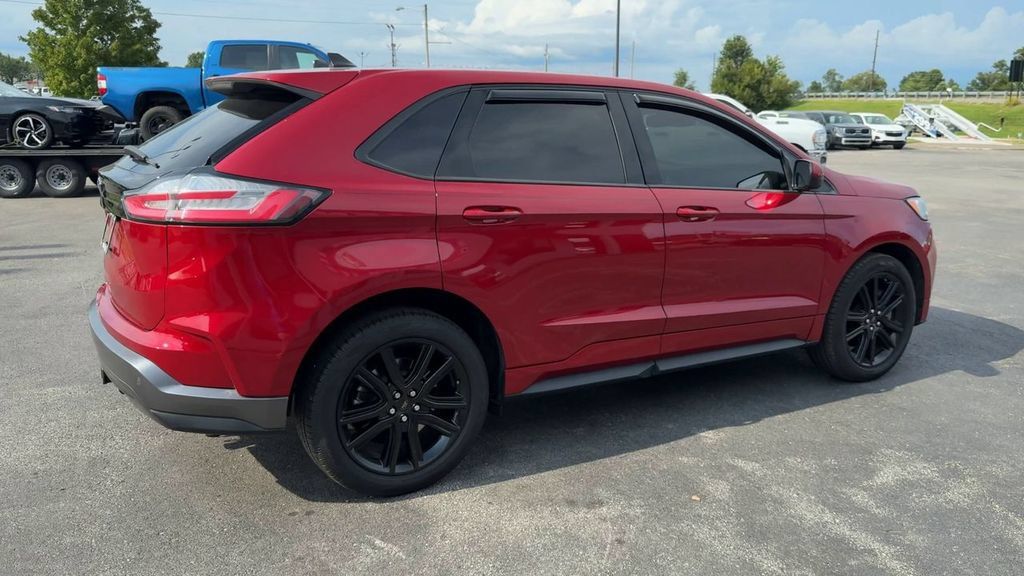 Used 2022 Ford Edge ST-Line w/ Class II Trailer Tow Package AWD/4WD image 7