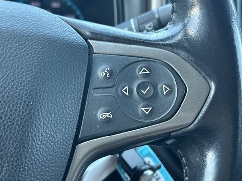 Used 2018 Chevrolet Colorado Z71 w/ Z71 Midnight Edition AWD/4WD image 35