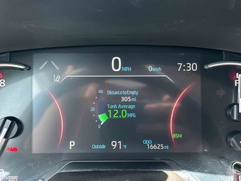 Used 2024 Toyota RAV4 LE FWD image 25