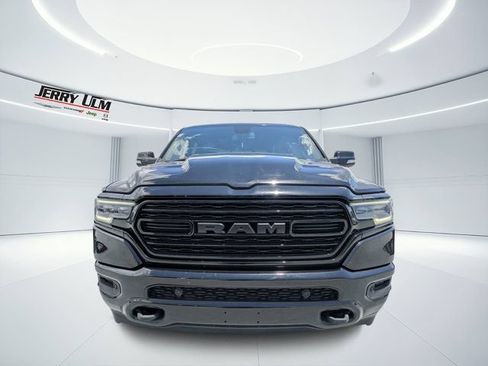 Used 2020 RAM 1500 Limited w/ Black Appearance Package AWD/4WD image 8