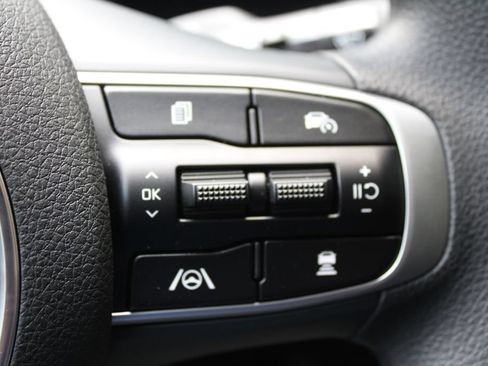 New 2026 Kia K5 LXS FWD image 27