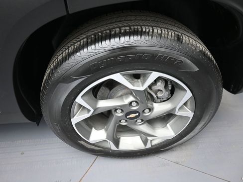 Used 2024 Chevrolet Trax LT w/ Driver Confidence Package image 15