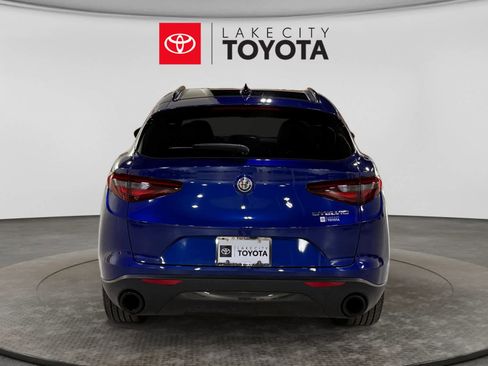 Used 2023 Alfa Romeo Stelvio Sprint RWD image 7