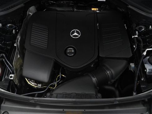 New 2026 Mercedes-Benz GLC 300 GLC 300 Coupe image 32