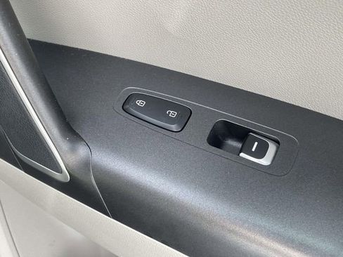 Certified 2022 Kia Sportage LX image 18