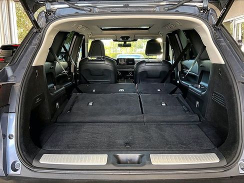 Used 2022 INFINITI QX60 Sensory image 22