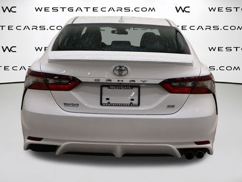Used 2023 Toyota Camry SE image 7