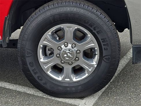 Used 2024 RAM 2500 Big Horn w/ Bed Utility Group image 33