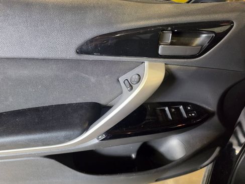 Used 2024 Mitsubishi Eclipse Cross LE AWD/4WD image 5