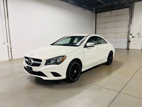 Used 2014 Mercedes-Benz CLA 250 image 2