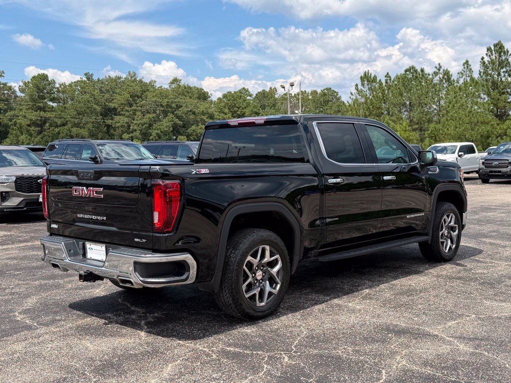 Used 2024 GMC Sierra 1500 SLT AWD/4WD image 3