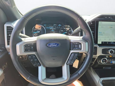 Used 2022 Ford F250 Lariat AWD/4WD image 15