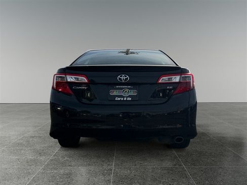 Used 2013 Toyota Camry SE FWD image 5