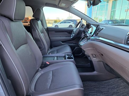Used 2024 Honda Odyssey Elite image 25