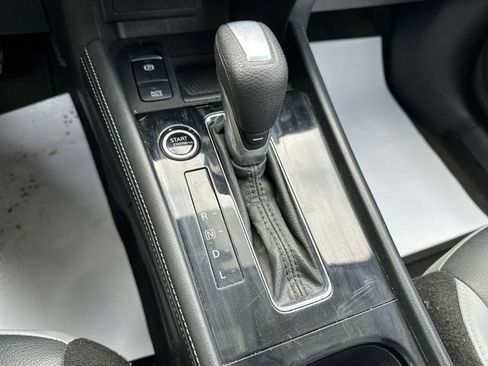 Used 2023 Nissan Kicks SR w/ SR Premium Package image 22